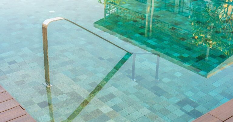se puede poner la depuradora con la piscina tapada durante el invierno piscinas plaza zaragoza_